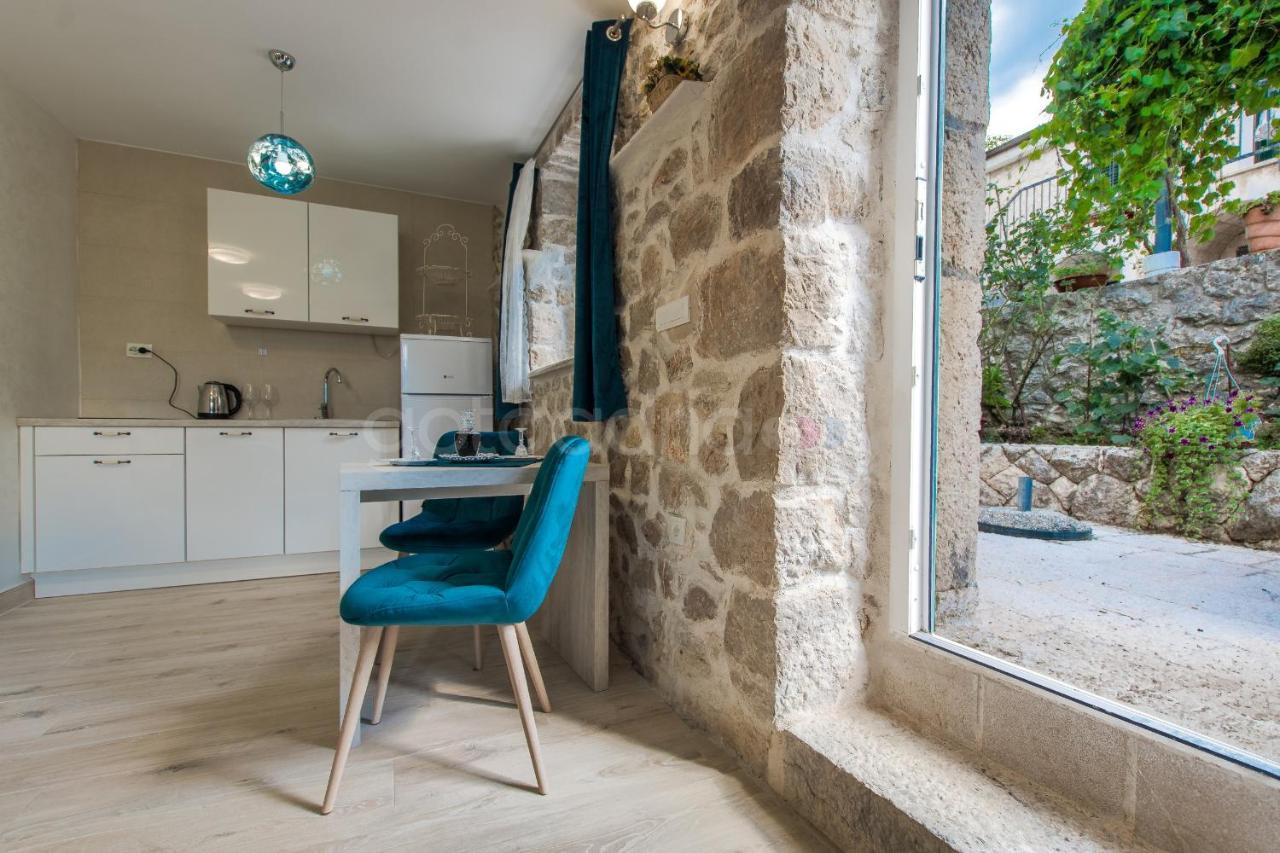 Holiday Home Godinj Donje Rascane Bagian luar foto